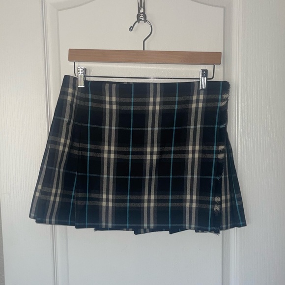 BURBERRY Vintage Fringe Tartan Check Wool Cashmere Flannel Mini Wrap Skirt Sz 8 - Picture 2 of 7